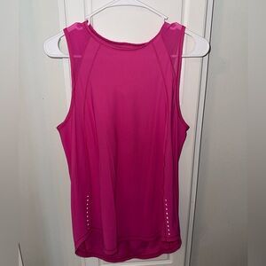 Lululemon sculpt tank top back vent